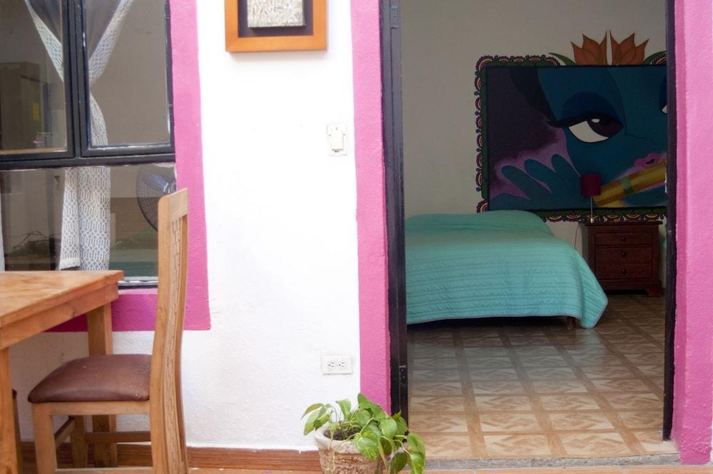 Taiyari Hostal Monterrey Exteriér fotografie